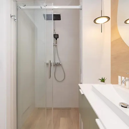 Air-conditioned With Parking Near Spodek By Renters Prestige Appartement
