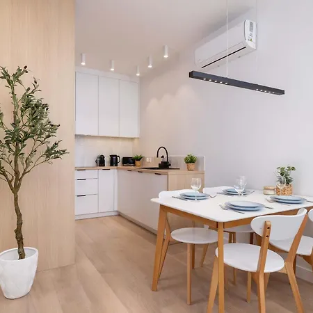 Appartement Air-conditioned With Parking Near Spodek By Renters Prestige Katowice