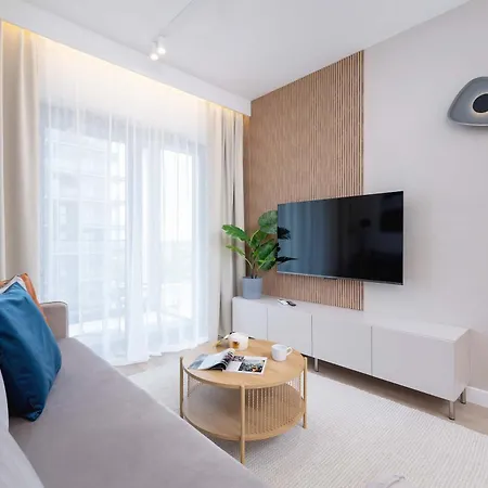 Air-conditioned With Parking Near Spodek By Renters Prestige *