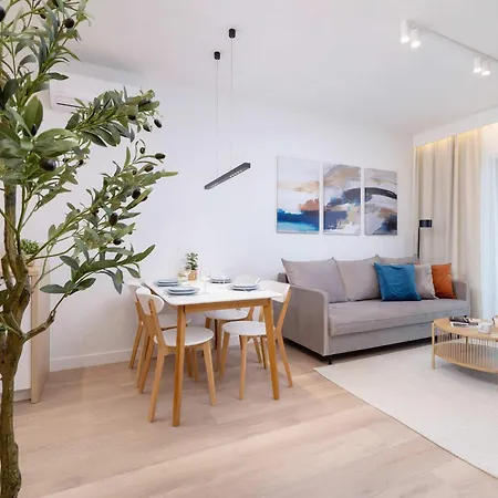 Air-conditioned With Parking Near Spodek By Renters Prestige Appartement Katowice